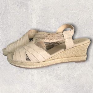 NWOT Naturalizer Banna Open Toe Wedge Heel Slingback Sandals Size 9.5 M